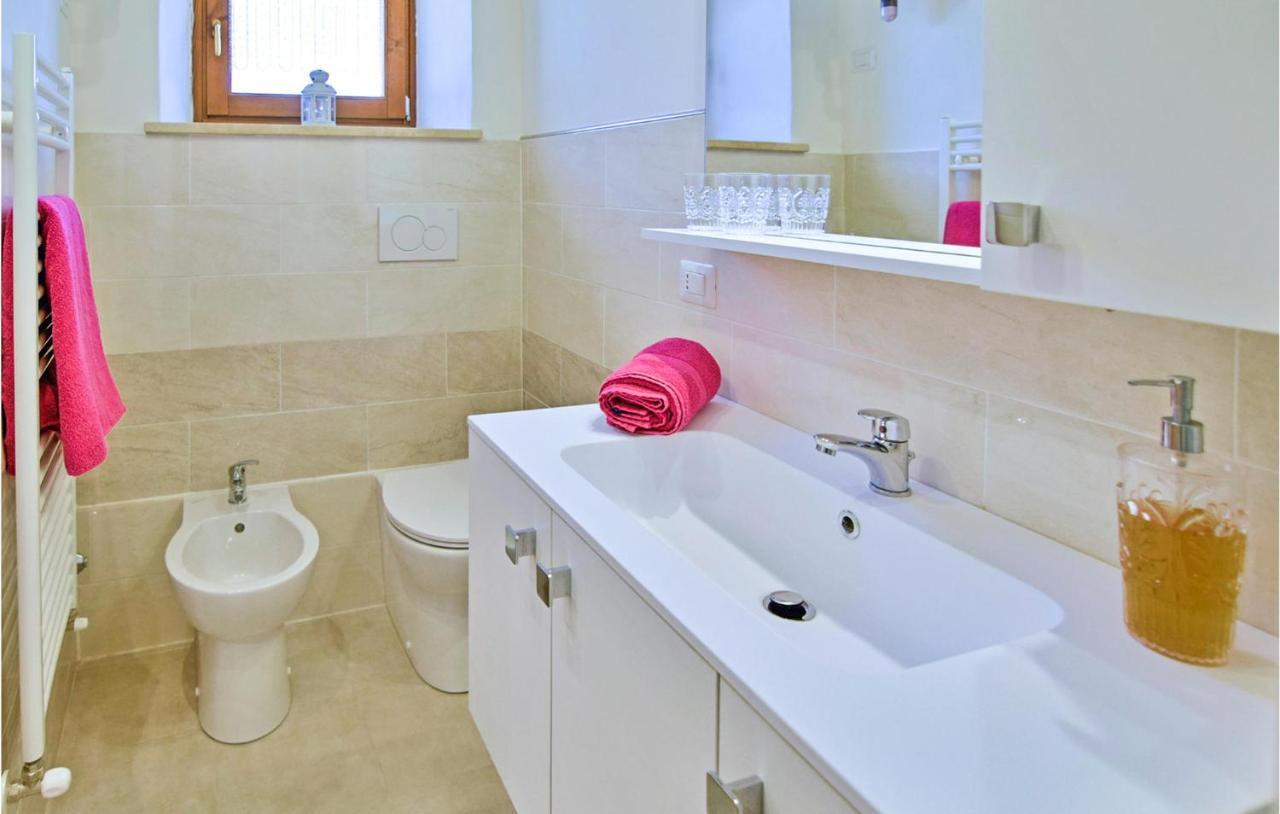 1 Bedroom Gorgeous Apartment In 阿雷佐 外观 照片