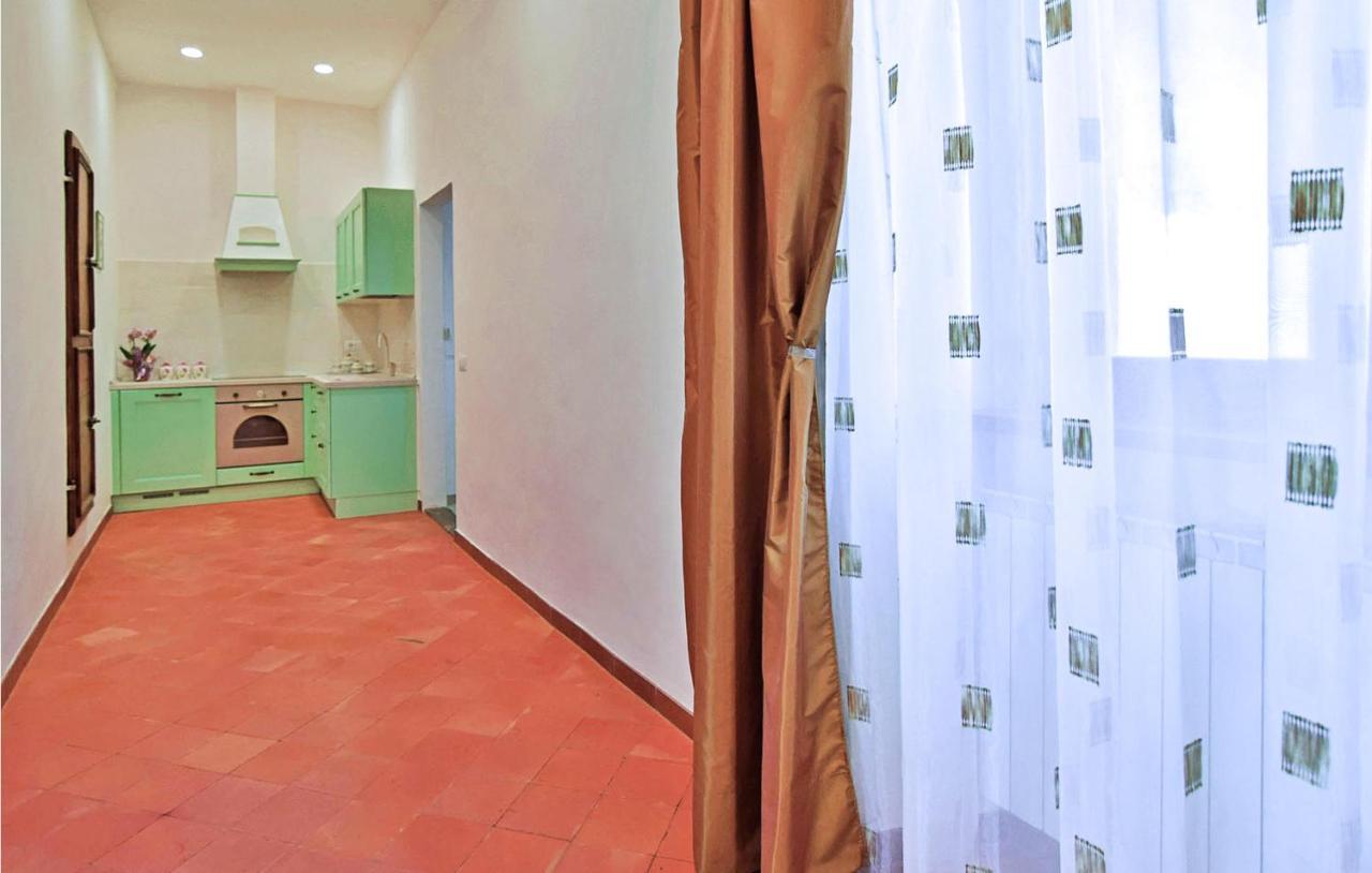1 Bedroom Gorgeous Apartment In 阿雷佐 外观 照片